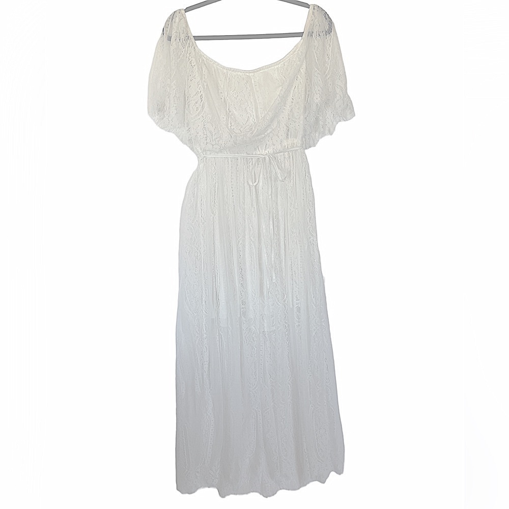 Lace off the shoulder maxi dress with scalloped edges